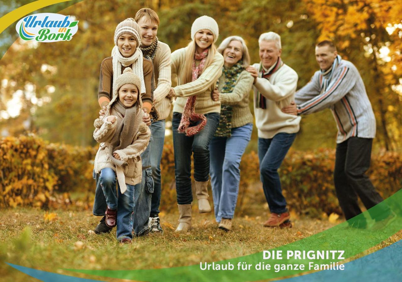 Jagd-Angler-Suite-04-Im-Wald-Am-See Kyritz Kültér fotó